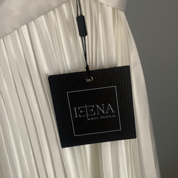 Max Duggal IEENA Pleated Cap Sleeve Satin Midi Gown White Size 10 NWT - Picture 8 of 12